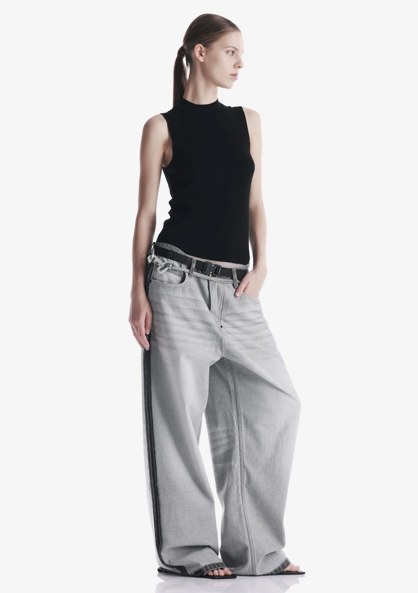 HASSIUM Knitted Top Sw43 - Image 9
