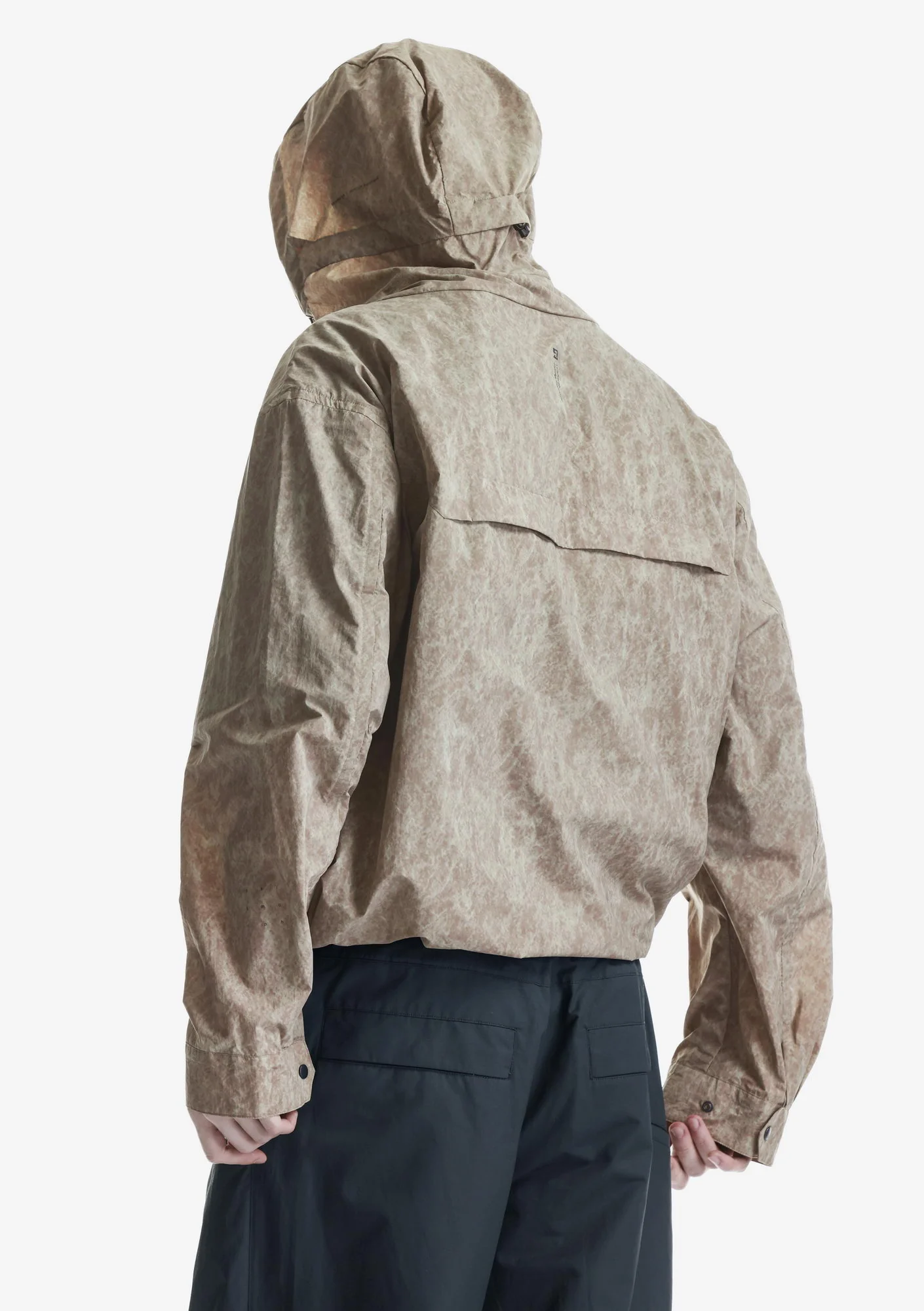 AERON Lightweight Anorak Nu82 - Image 50