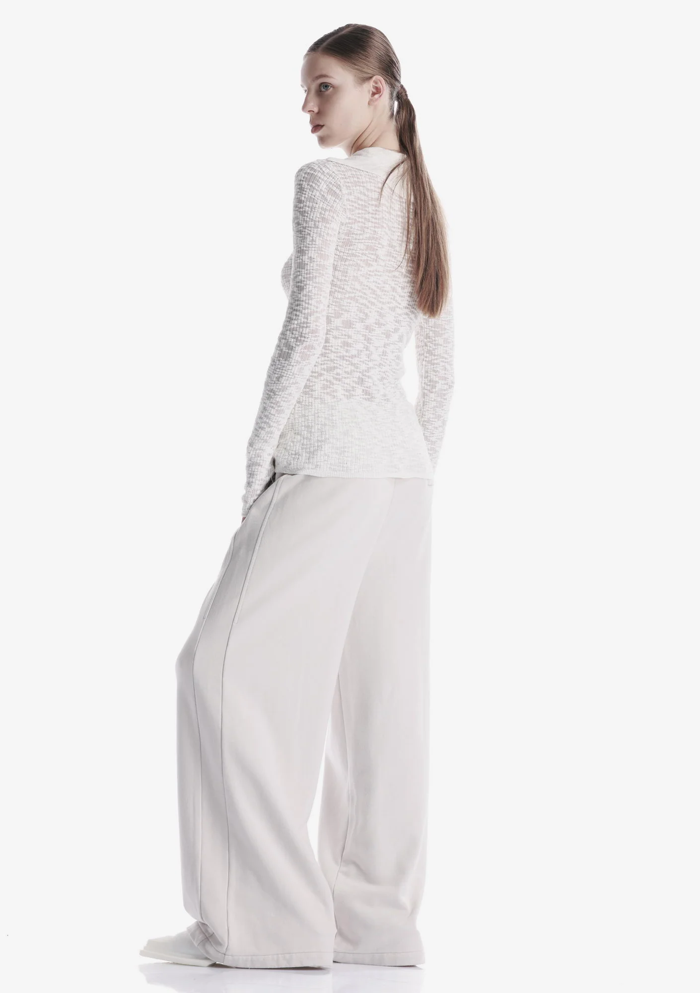 THETA Spread Collar Sweater Sw44 - Image 31