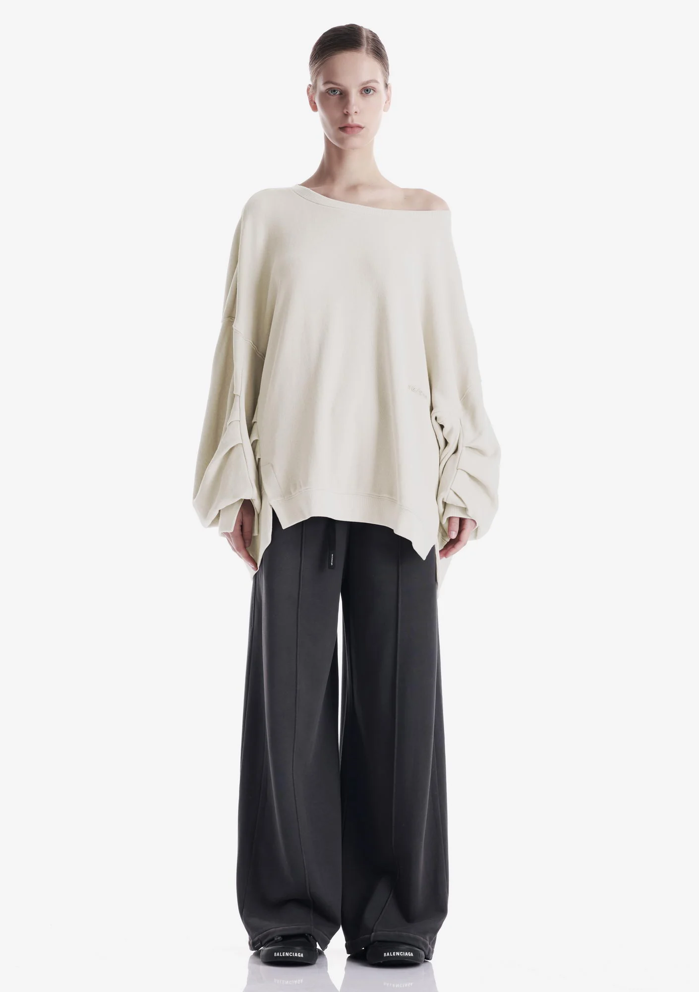 MELLOW Sweatshirt Fw124