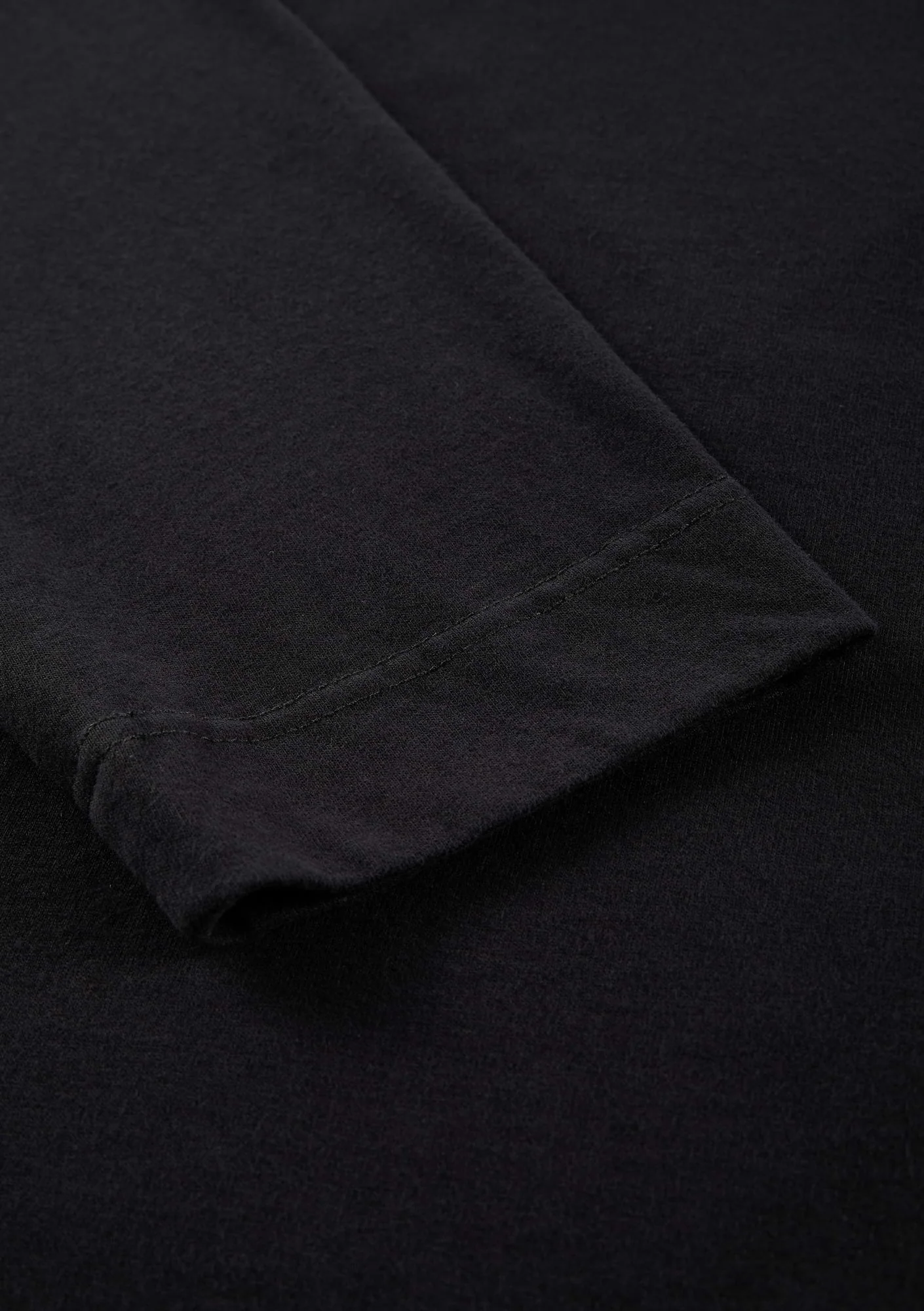 Tonal Logo Longsleeve T-Shirt Tu125 - Image 13