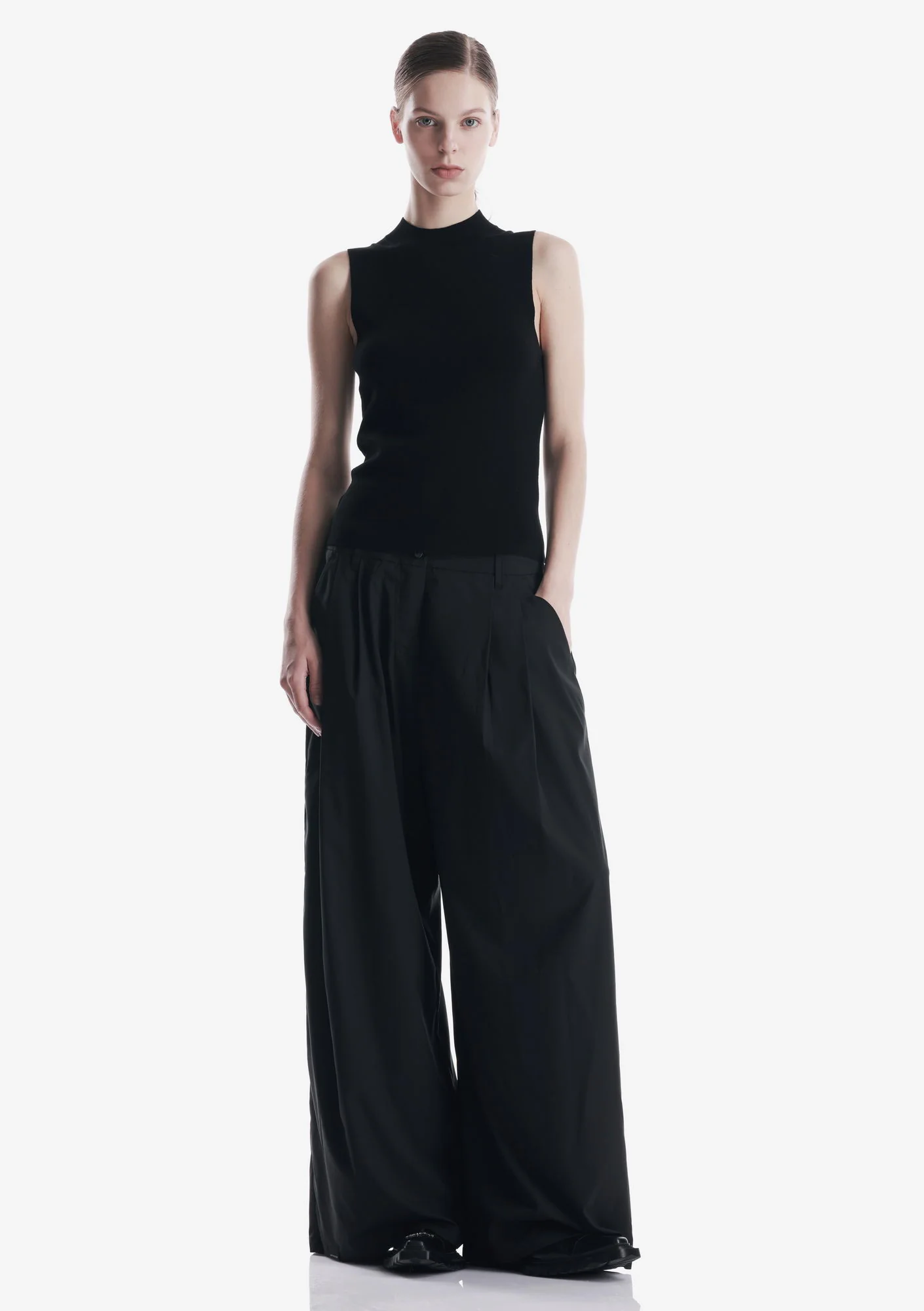 ŌMURA Wide Pants Rw231 - Image 2