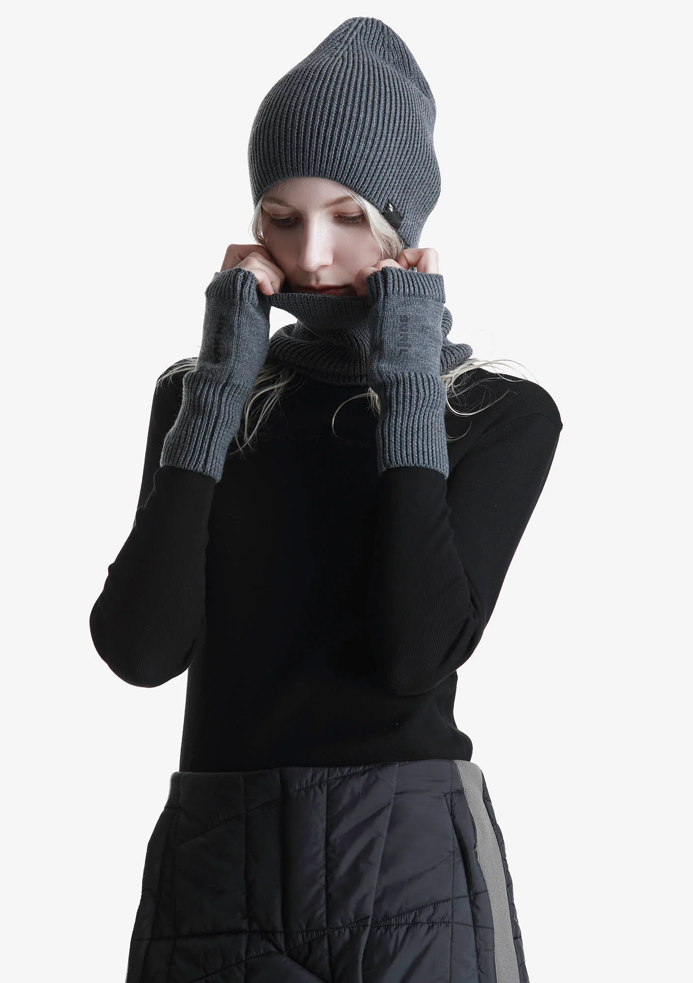 Wool Beanie Pu90 - Image 12